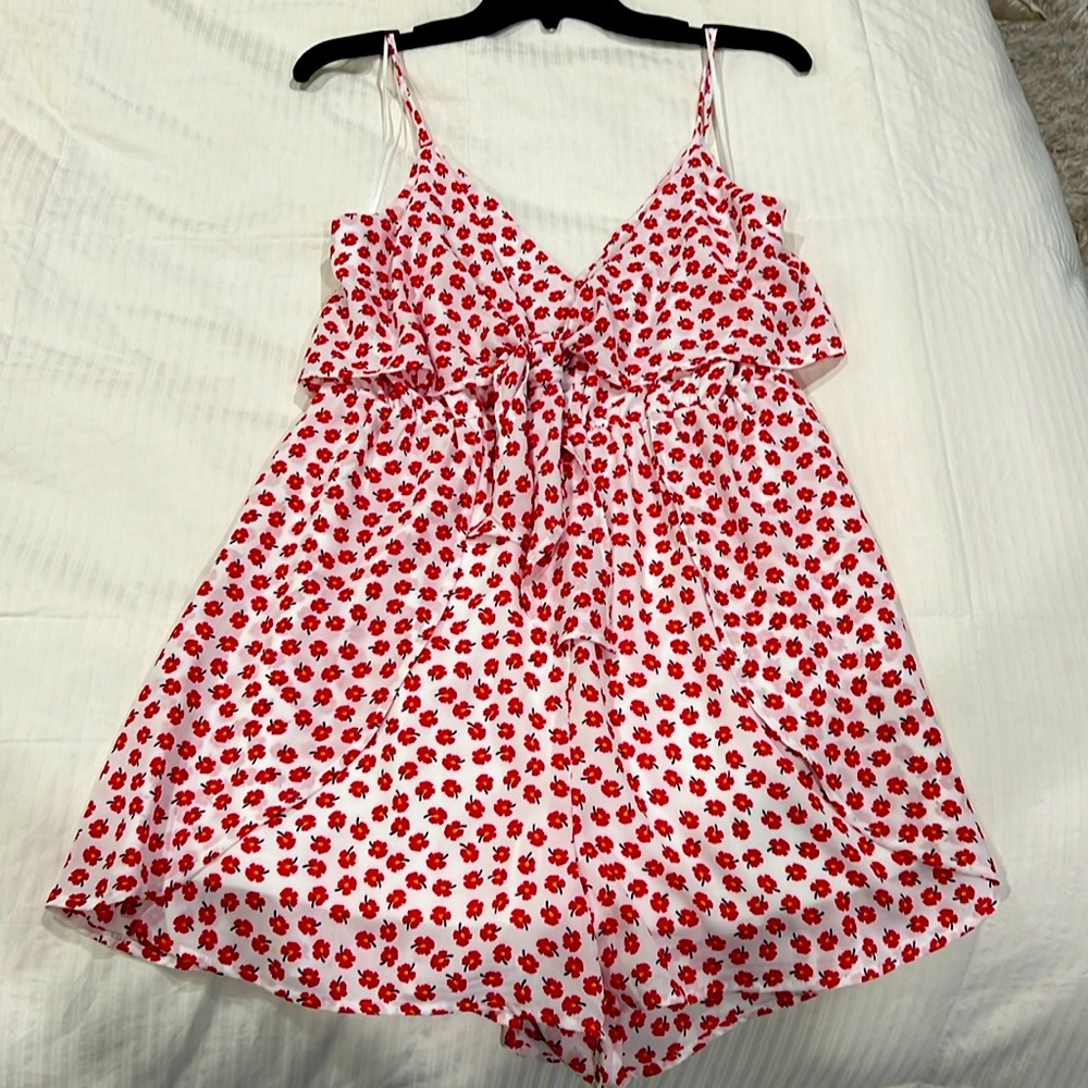 Cute flower romper